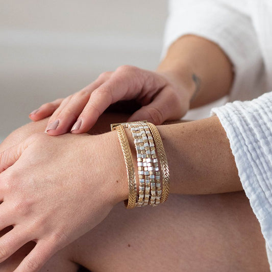 Golden chain and mixed gold/silver finish cube bead bracelet