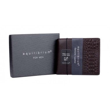 Men's leather wallet with gift box.